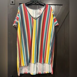* 4/$20
Yellow and Red Boxy Relaxed Short Sleeve Tee